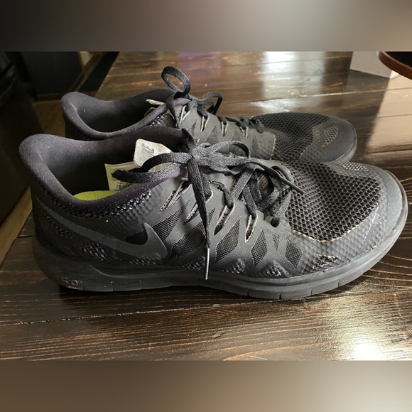 Nike Other - Black Nike Free Tennis Shoes